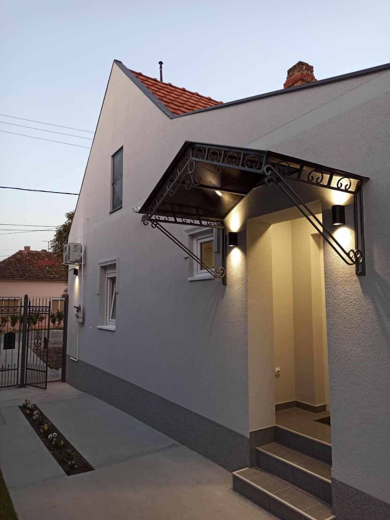 Dream House Appartement Vrsac Buitenkant foto
